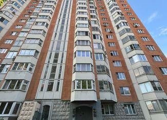 Продажа 2-ком. квартиры, 53 м2, Москва, улица Дыбенко, 6к1