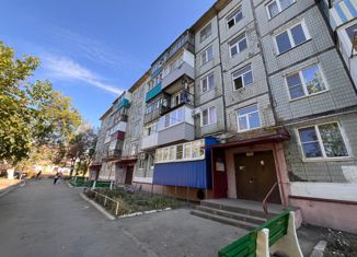 Продаю 2-комнатную квартиру, 45.7 м2, Зверево, Ивановская улица, 34