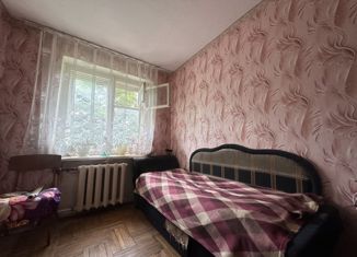 Продам 2-ком. квартиру, 41 м2, Приморский край, улица Адмирала Макарова, 2