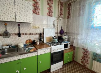 Продается двухкомнатная квартира, 52.1 м2, Псковская область, улица Киселёва, 11