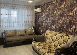 Продается однокомнатная квартира, 42 м2, поселок городского типа Алексеевка, Невская улица, 41А