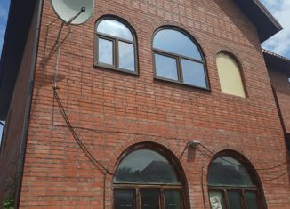 Продаю дом, 202 м2, Краснодар, микрорайон ККБ, улица 1 Мая, 233/1