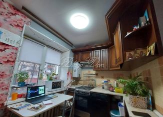 Продается двухкомнатная квартира, 45 м2, Строитель, Октябрьская улица, 24