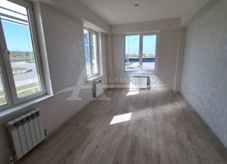 Продам двухкомнатную квартиру, 46 м2, Минеральные Воды, Юбилейная улица, 8