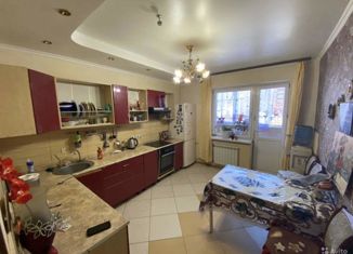 Трехкомнатная квартира на продажу, 90 м2, поселок Знамя Октября, микрорайон Родники, 8