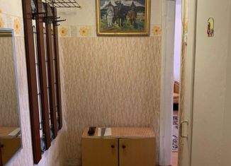 Продам 3-ком. квартиру, 57 м2, Заполярный, улица Ленина, 24