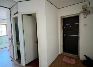 Продается 3-ком. квартира, 60 м2, Нальчик, район Телемеханика, улица Идарова, 56В