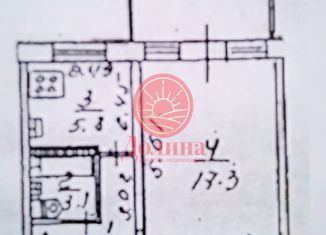 Продаю 1-ком. квартиру, 35 м2, Алушта, Симферопольская улица, 26