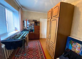 Продается двухкомнатная квартира, 39.4 м2, поселок городского типа Борисовка, переулок Крупской, 2