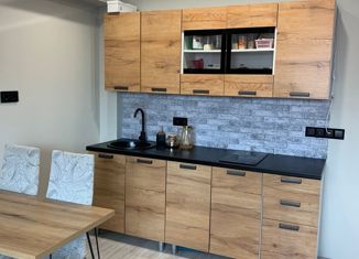 Продаю двухкомнатную квартиру, 52 м2, Иркутск, Братская улица, 7/8, ЖК Простор