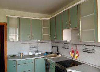 Аренда трехкомнатной квартиры, 77 м2, Москва, Новочерёмушкинская улица, 49, район Черёмушки