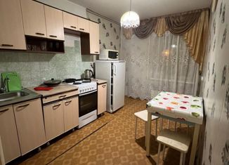 Продажа однокомнатной квартиры, 34 м2, Канск, улица Революции, 2