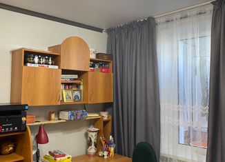 Продажа 1-комнатной квартиры, 31.8 м2, Губкин, улица Раевского, 8А