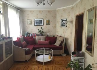 Продам 5-комнатную квартиру, 65.9 м2, Санкт-Петербург, улица Подводника Кузьмина, 10, Кировский район