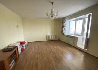 Трехкомнатная квартира на продажу, 76.6 м2, Туринск, улица Чкалова, 62А