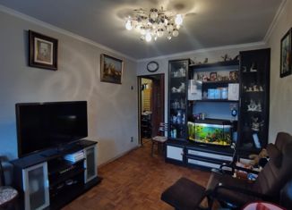 Продажа трехкомнатной квартиры, 57 м2, Москва, Перовская улица, 53, метро Перово