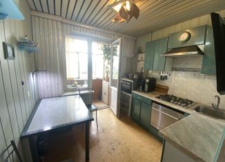 Продам 2-ком. квартиру, 38.5 м2, Москва, Окская улица, 2/15к2, метро Текстильщики