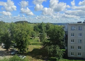 Продажа 3-комнатной квартиры, 60 м2, поселок Майский, улица 9-й Пятилетки, 9
