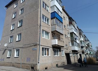 2-комнатная квартира на продажу, 44.4 м2, поселок городского типа Новый Городок, Киевская улица, 51