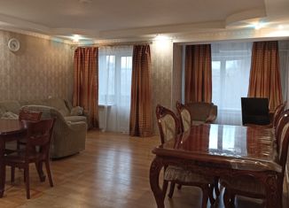 Продаю 3-комнатную квартиру, 94.4 м2, Улан-Удэ, улица Гагарина, 60