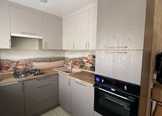 3-комнатная квартира на продажу, 69 м2, поселок городского типа Пелым, улица Строителей, 1