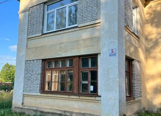 Продается 4-ком. квартира, 83.2 м2, поселок городского типа Рябово, Школьная улица, 5