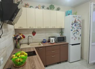 Продам 1-комнатную квартиру, 36 м2, Чебоксары, улица писателя Лаврентия Таллерова, 22, ЖК Солнечный Парк