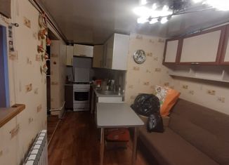 Продается 2-ком. квартира, 40 м2, Боровичи, улица Ткачей, 10