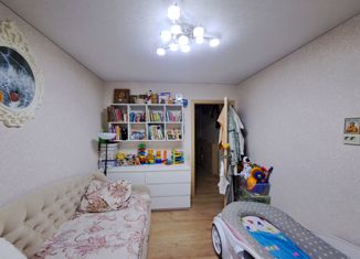 Продается 3-комнатная квартира, 60 м2, Лесной, улица Мира, 42