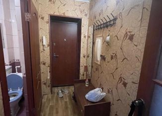 Сдам 2-ком. квартиру, 40 м2, Сафоново, Ленинградская улица, 12