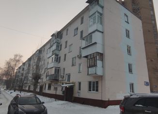 Продам 4-комнатную квартиру, 73.7 м2, Нижнекамск, проспект Химиков, 66А