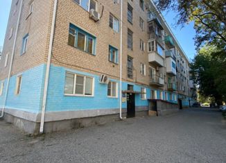 Продажа 3-комнатной квартиры, 67 м2, Элиста, 1-й микрорайон, 1-й микрорайон, 24