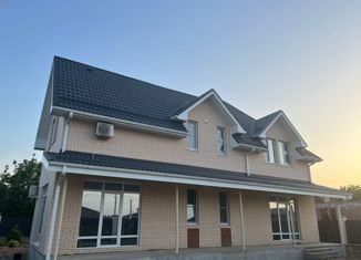 Продается дом, 240 м2, станица Динская, Фонтанная площадь