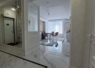 Продаю 2-ком. квартиру, 62 м2, Невинномысск, улица Калинина, 192