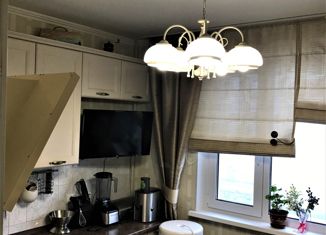 Продажа 3-ком. квартиры, 77.3 м2, Москва, бульвар Адмирала Ушакова, 9, бульвар Адмирала Ушакова