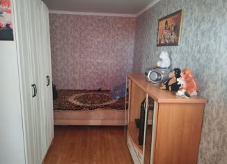 Продается двухкомнатная квартира, 47 м2, Тобольск, улица Семёна Ремезова, 120