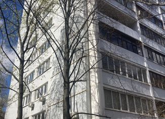 Продается двухкомнатная квартира, 57.7 м2, Москва, улица 26 Бакинских Комиссаров, 8к6, ЗАО