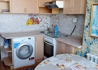 Продается 2-ком. квартира, 44.1 м2, Курган, улица Сухэ-Батора, 3А