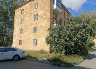 Продам 1-ком. квартиру, 31.5 м2, Саров, улица Александровича, 32