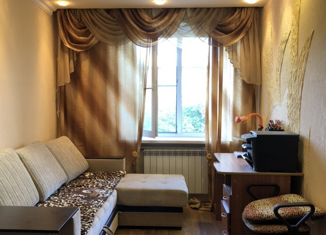 Продам 2-комнатную квартиру, 43.7 м2, Суворов, Пионерская улица, 3