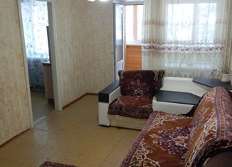 Продаю 3-комнатную квартиру, 58 м2, Азнакаево, улица Ленина, 21