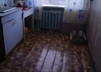 Продаю двухкомнатную квартиру, 50 м2, село Светлоозерское, Центральная улица, 18