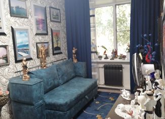 Продаю 2-комнатную квартиру, 39 м2, Анжеро-Судженск, улица Просвещения, 176А