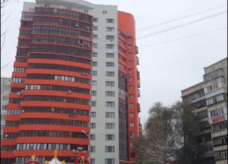 Продам двухкомнатную квартиру, 74 м2, Челябинская область, улица Молодогвардейцев, 58