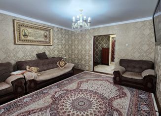 Продается трехкомнатная квартира, 72 м2, Кизляр, улица 40 лет Дагестана, 18