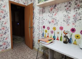 Продается 4-комнатная квартира, 76.5 м2, поселок городского типа Пангоды, улица Ленина, 46