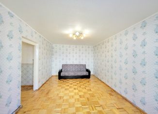 Продается 2-комнатная квартира, 53 м2, Новоуральск, улица Жигаловского, 2/1