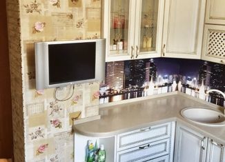 Продаю 2-ком. квартиру, 52 м2, Москва, Мурановская улица, 12, метро Алтуфьево