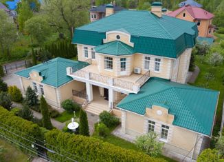 Продам дом, 760 м2, Петергоф, улица Нахимова, 17Б