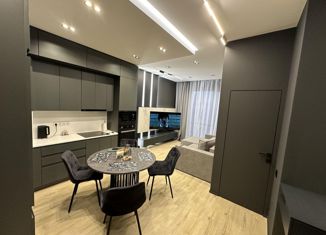 Продаю 1-комнатную квартиру, 40 м2, Туапсе, улица Портовиков, 39/4, ЖК Форт Адмирал
